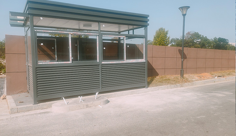 恭喜宜泊云成功交付大冶停车场岗亭