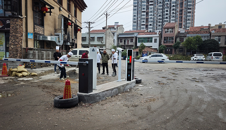 恭喜宜泊云成功交付武汉某酒店无人值守停车项目