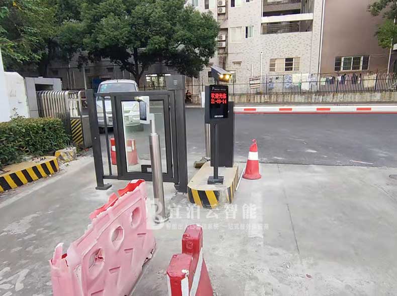 海尔工业�?.jpg